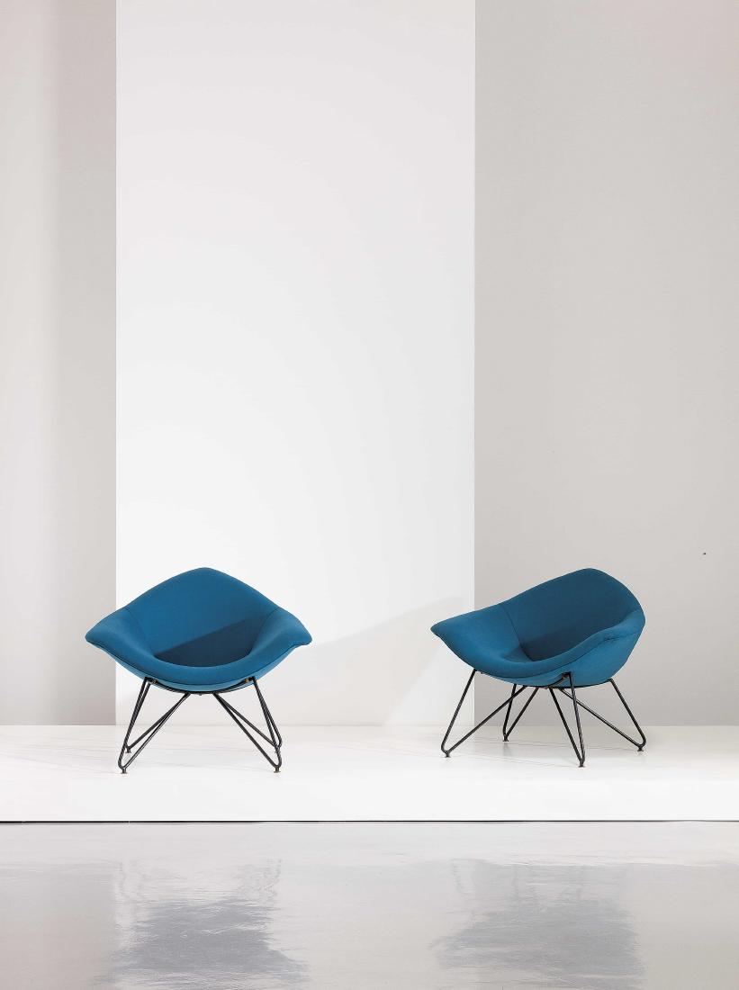 AUGUSTO BOZZI - A PAIR OF ARMCHAIRS BY A. BOZZI - 2: Coppia di poltrone mod. Golden, Saporiti anni '50. Metallo verniciato, gomma, ottone, masonite, tessuto imbottito cm 69x82x83