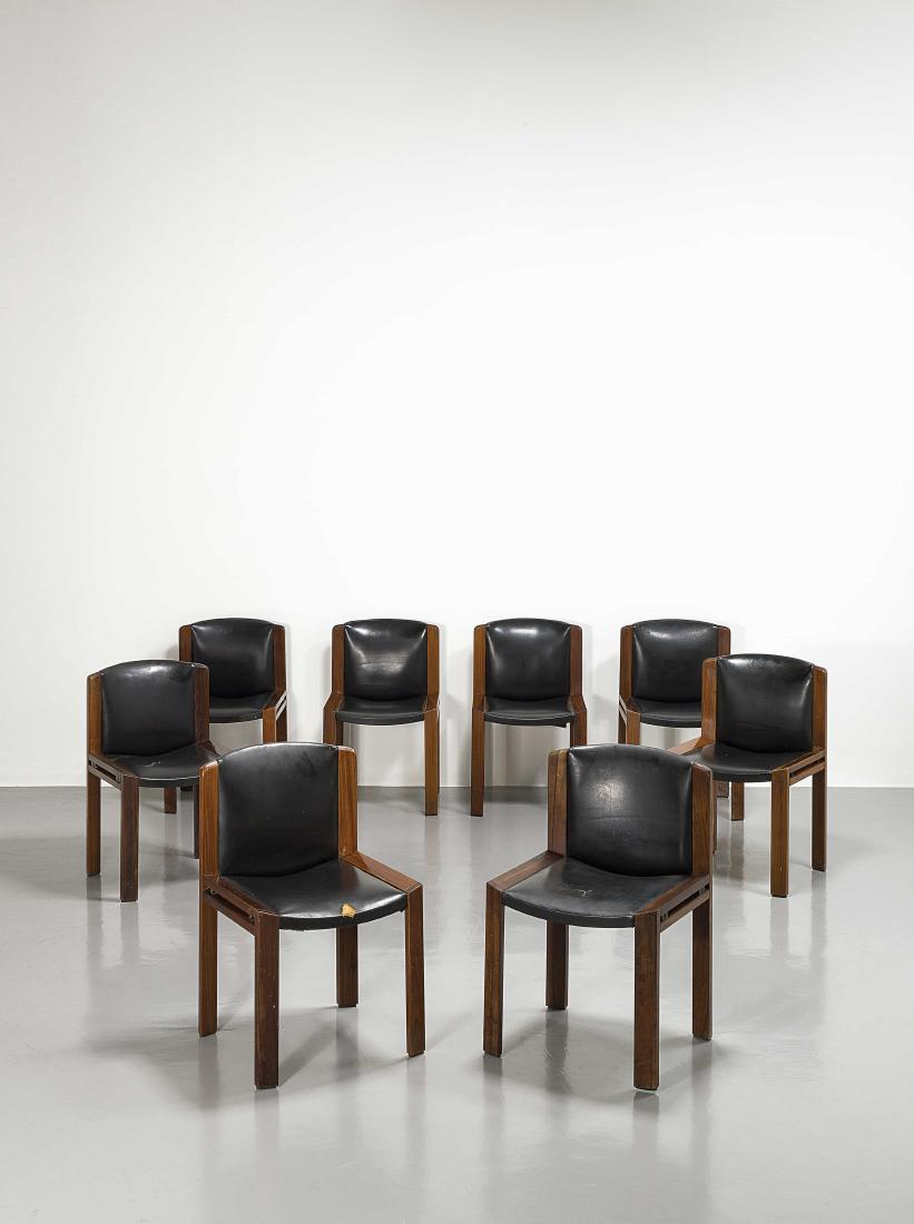 JOE COLOMBO - EIGHT CAHIRS BY J. COLOMBO - 8: Otto sedie mod. 300, Pozzi 1966. Legno di palissandro, vinilpelle imbottita - difetti - G. Gramigna, "Repertorio del Design italiano 1950 - 2000" Milano 2003, Vol I, p. 125 -