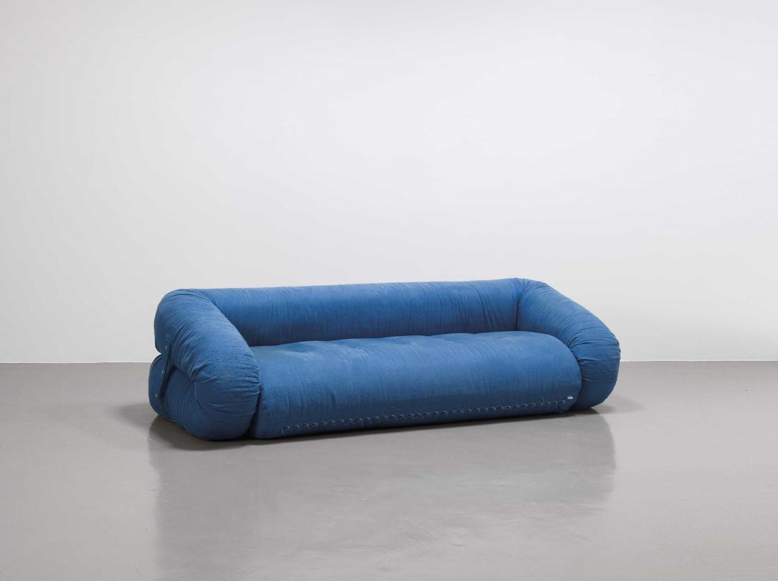 ALESSANDRO BECCHI - A SOFA BY A. BECCHI - (1 of 1)
