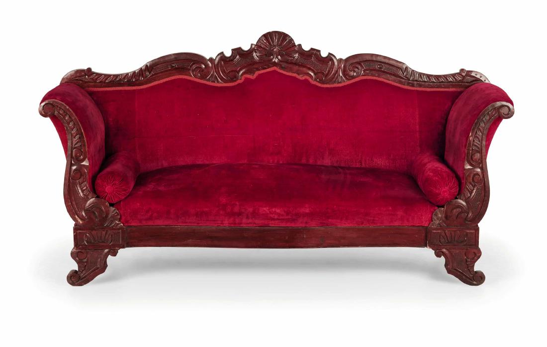 FORNITURA DA SALOTTO IN LEGNO DI NOCE A PATINA SCURA, (1 of 3)