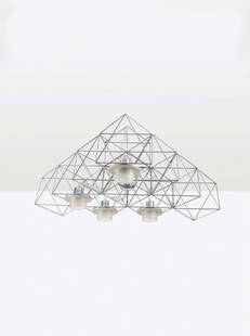 FELICE RAGAZZO: Lampada a sospensione Poliedra, Guzzini 1969. Metallo cromato, metacrilato - A CEILING LAMP BY F. RAGAZZO cm 43x108x124