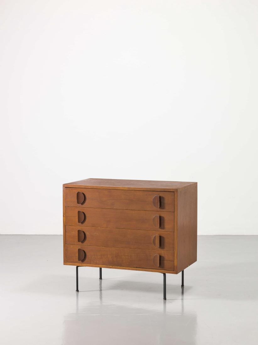 FRANCO CAMPO & CARLO GRAFFI: Mobile contenitore, Home anni '60. Metallo verniciato, legno di teak - A CABINET BY F. CAMPO & C. GRAFFI cm 73x80x45 Etichetta della manifattura