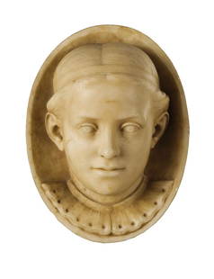 PIO FEDI: (Viterbo, 1816 - Firenze, 1892) Scultura in marmo raffigurante testa di fanciulla in placca ovale- usure, alcune graffi e sbeccature, poche mancanze ai bordi Iscritto P. Fedi 1841 nel bordo sinistro i