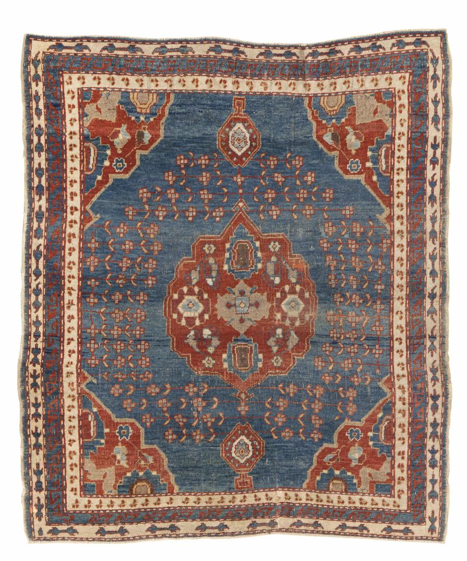 TAPPETO CAUCASICO SETTENTRIONALE, AREA DEL DAGESTAN,: cm 116X133 Secco di struttura necessita di lavaggio con ammorbidente. AVAR, DAGHESTAN RUG, 1880 CIRCA- NEEDS PROFESSIONAL CLEANING