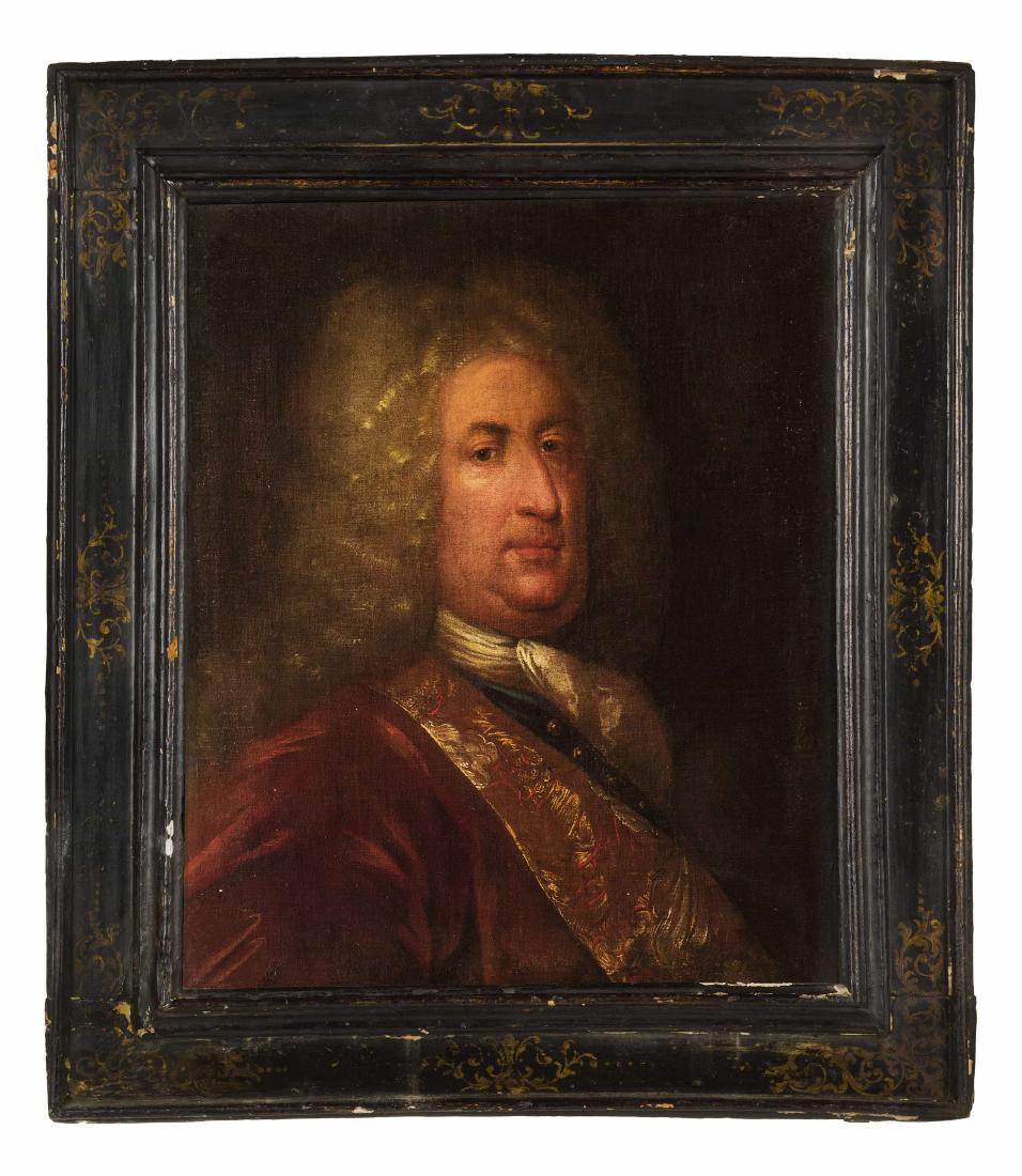 ALESSANDRO LONGHI (attr. a): (Venezia, 1733 - 1813) Ritratto di gentiluomo Olio su tela, cm 63X51 Incastonata in una antica cornice a cassetta laccata in nero e oro, la tela raffigura un elegante ritratto di gentiluomo. L'autore