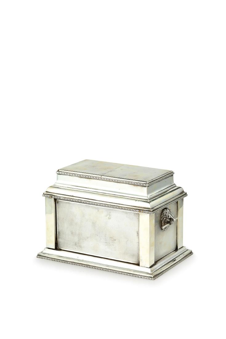 SCATOLA PER CARTE DA GIOCO IN ARGENTO E LEGNO, LONDRA, (1 of 2)