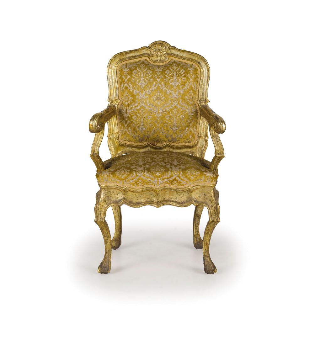 POLTRONA IN LEGNO INTAGLIATO E DORATO A MECCA, SICILIA, (1 of 2)