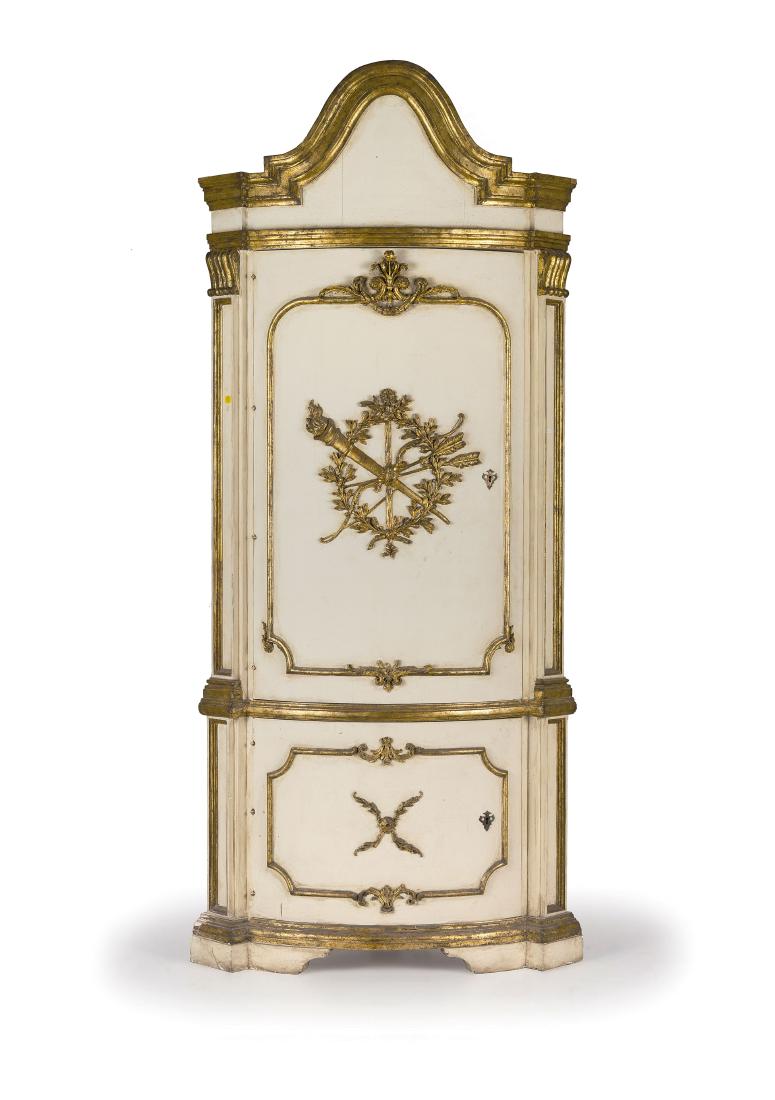 ANGOLIERA IN LEGNO LACCATO E DORATO, XX SECOLO (1 of 1)