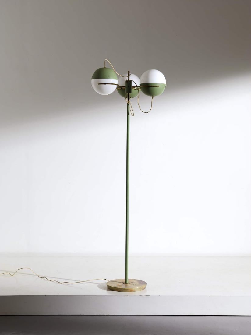 ANGELO BROTTO: Lampda da terra. Marmo, metallo smaltato, ottone, vetro opalino. Produzione Esperia anni '50. altezza cm 172 A FLOOR LAMP BY A. BROTTO