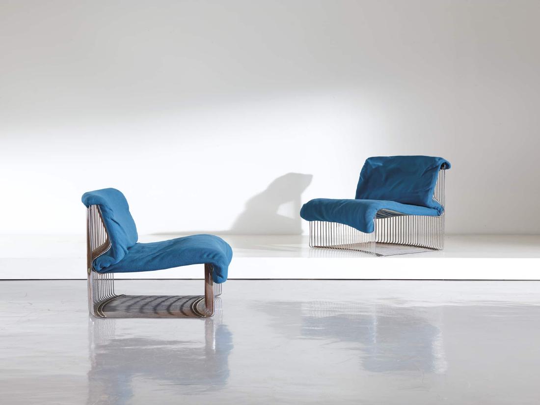 VERNER PANTON 2: Coppia di poltrone. Tondino di acciaio cromato, tessuto imbottito. Produzione Fritz Hansen, 1971 ca. cm 67x78x75 AA.VV., Verner Panton: The Collected Works, Remmele, ppg. 260-262 A PAIR OF ARMCHAIRS B