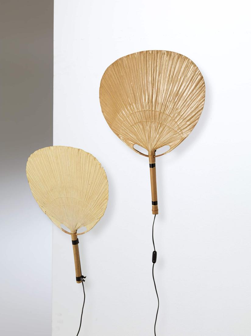 INGO MAURER 2: Coppia di lampade da parete Uchiwa I. Bamboo, carta di riso. Produzione Design M 1973 ca. cm 75x56x17 Ingo Maurer light, Reaching for the moon, Vitra Design Museum, p. 68-71. A PAIR OF WALL LAMPS BY I