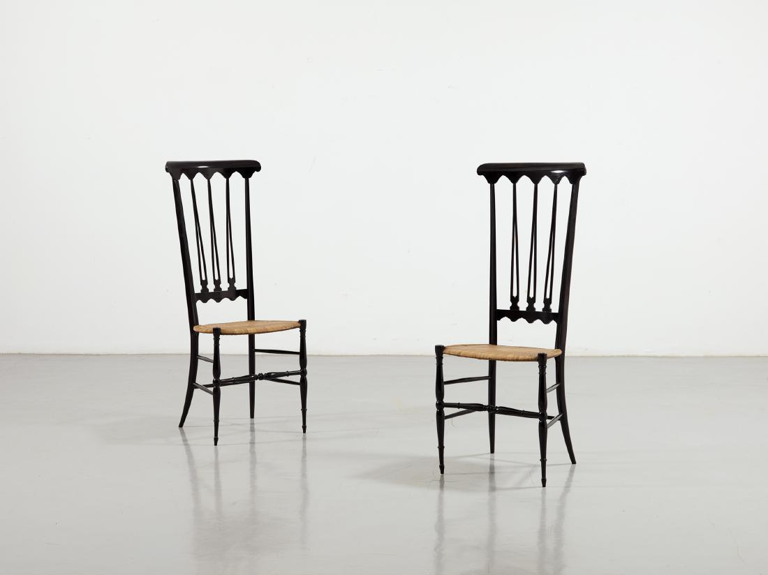 SANGUINETI 2: Coppia di sedie. Canna d'india, legno di faggio tinto, canna d'india intrecciata. Produzione Sanguineti, 1950 ca. cm 109X42X45 TWO CHAIRS BY SANGUINETI