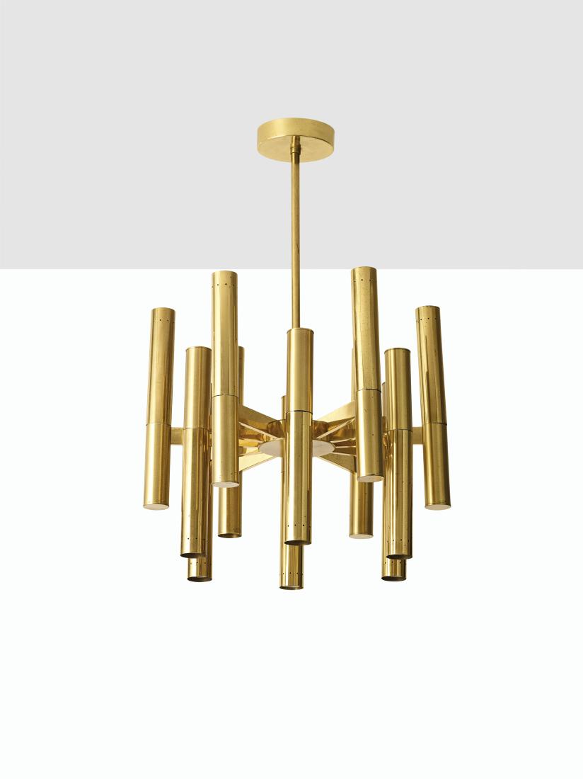 LAMPERTI: Lampada a sospensione. Ottone satinato, ottone lucidato. Produzione Lamperti fine anni '60. Etichetta della manifattura cm 90x58 A CEILING LAMP BY LAMPERTI