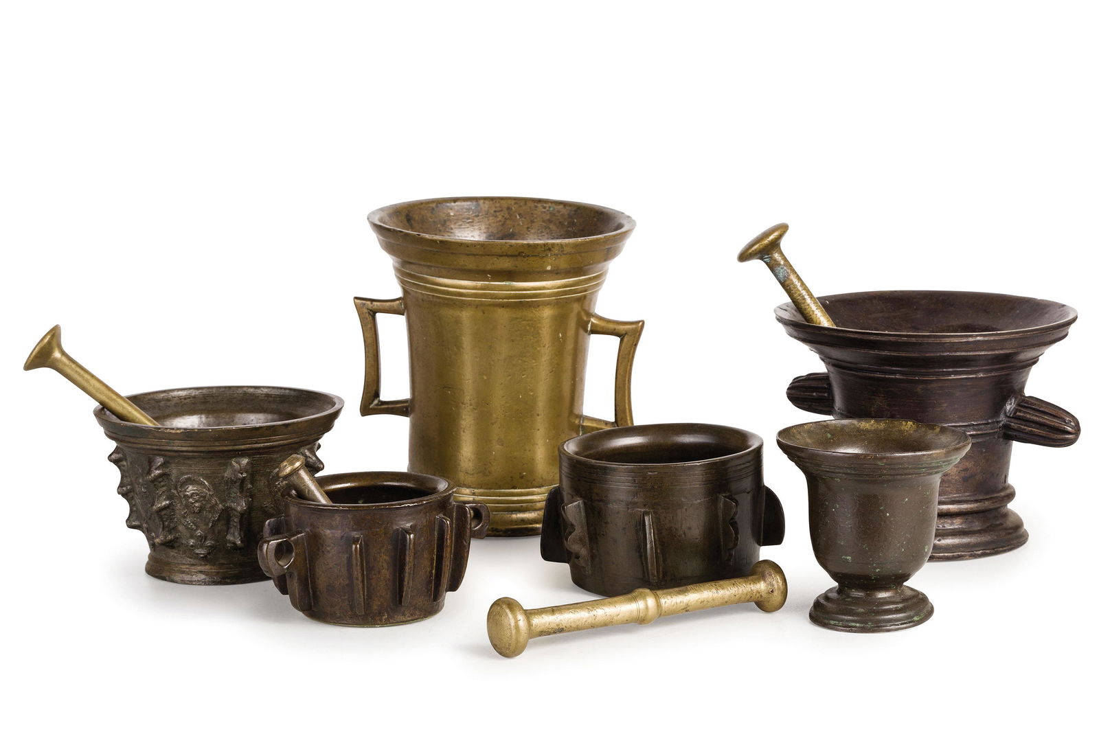 GRUPPO DI DODICI MORTAI IN BRONZO (1 of 1)