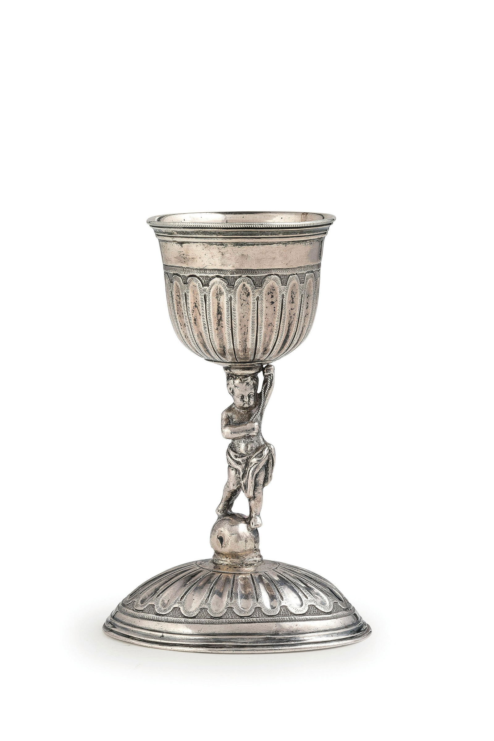 PORTAUOVO IN ARGENTO, SPAGNA, XVIII SECOLO: a base ovale, fusto antropomorfo, coppa svasata- usure Alt. cm 10, larg. cm 6,5- peso gr 88 A SPANISH SILVER EGG CUP, 18TH CENTURY- WEAR