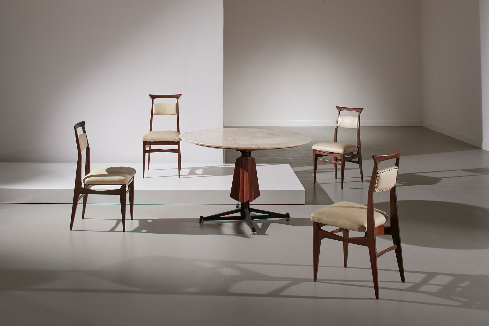 GALLERIA MOBILI CANTU' (5) (1 of 1)