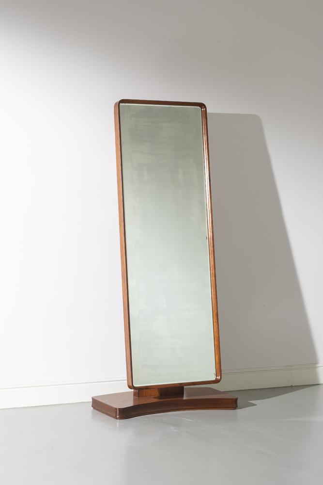 FONTANA ARTE (ATTRIB. A) (1 of 1)