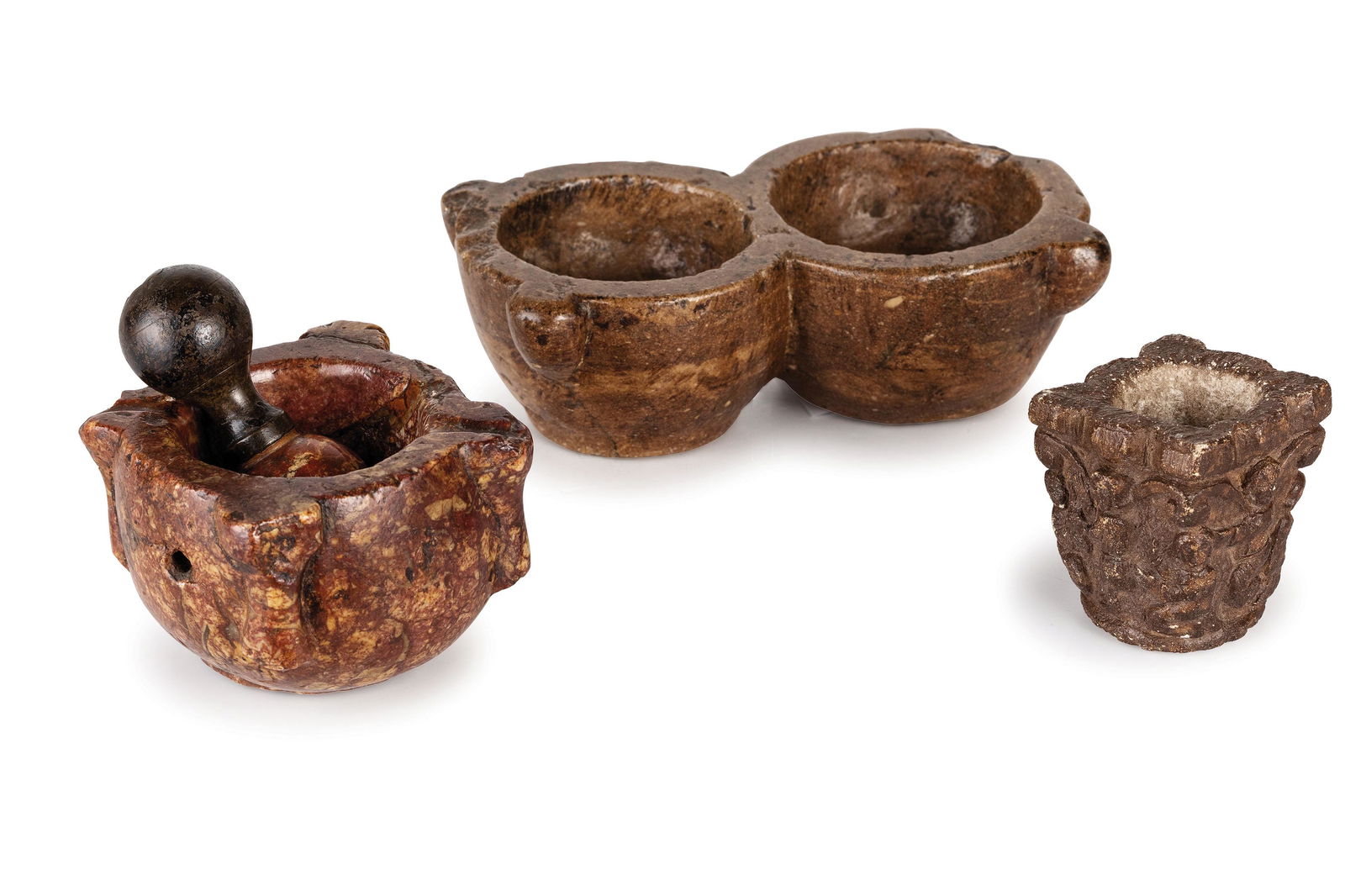 TRE PICCOLI MORTAI IN MARMO, XVII SECOLO (1 of 1)