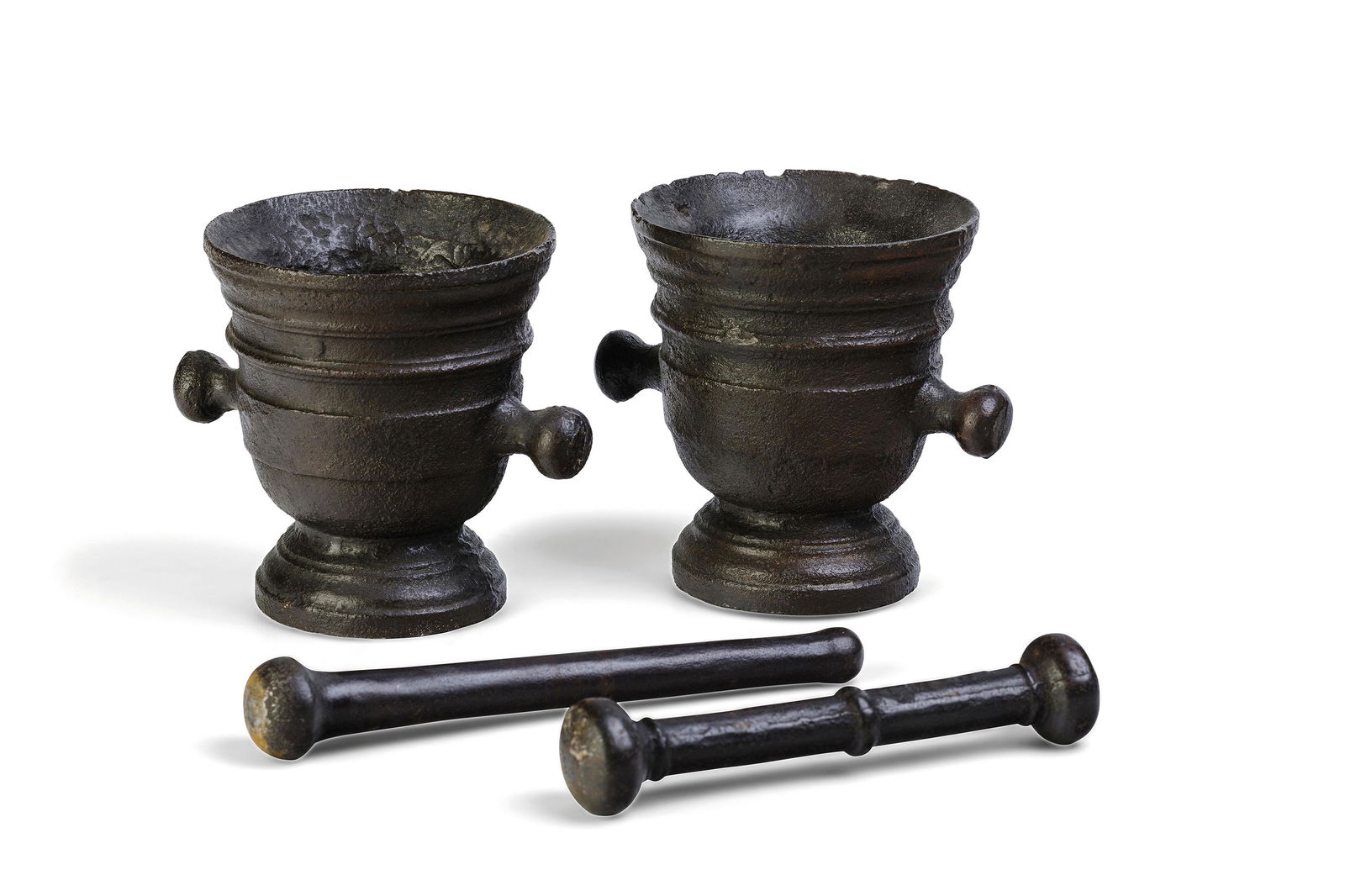 LOTTO DI NOVE MORTAI IN FERRO BATTUTO, XVII-XVIII (1 of 3)