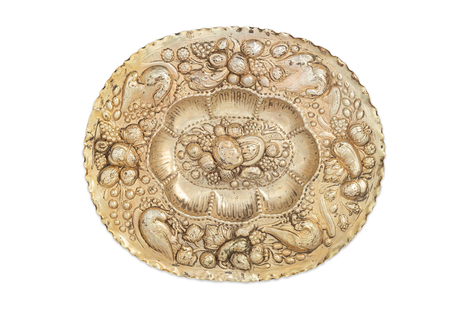 PICCOLO PIATTO DA PARATA IN ARGENTO DORATO, AUGSBURG (1 of 3)