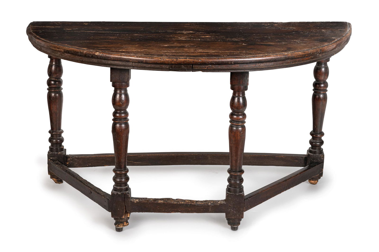 COPPIA DI TAVOLI A DEMI LUNE IN LEGNO DI NOCE, (1 of 2)