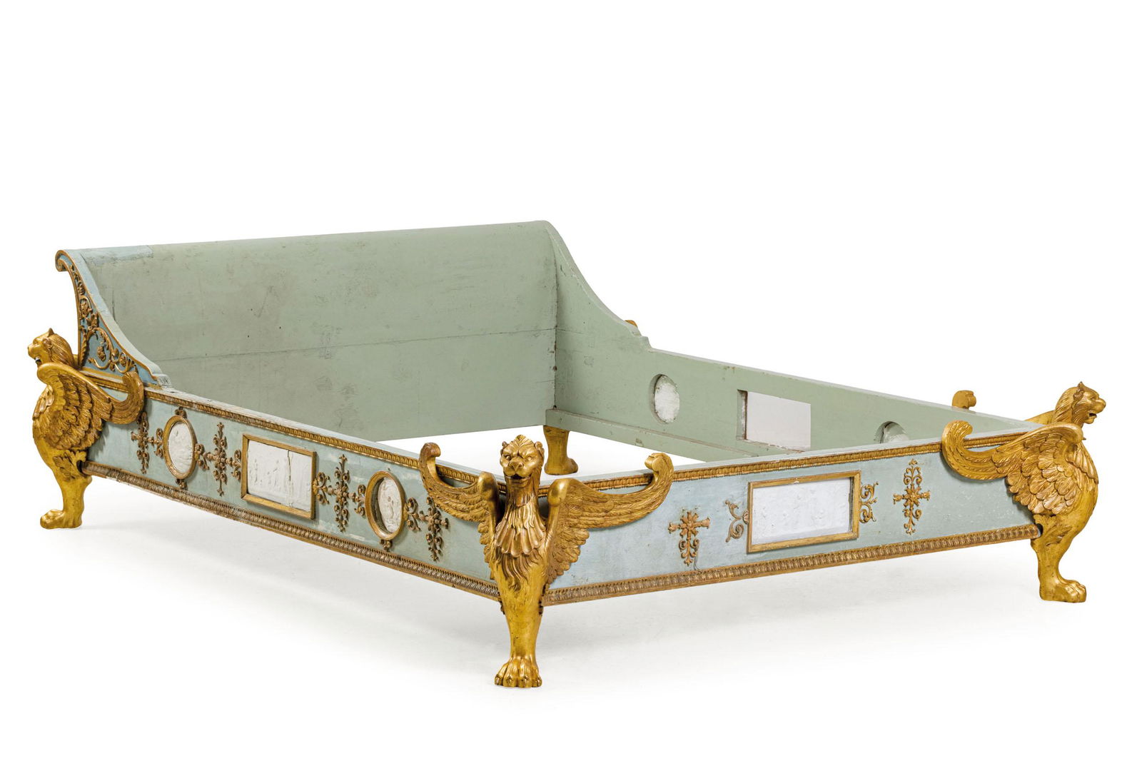 LETTO IN LEGNO LACCATO E DORATO, XIX SECOLO (1 of 4)