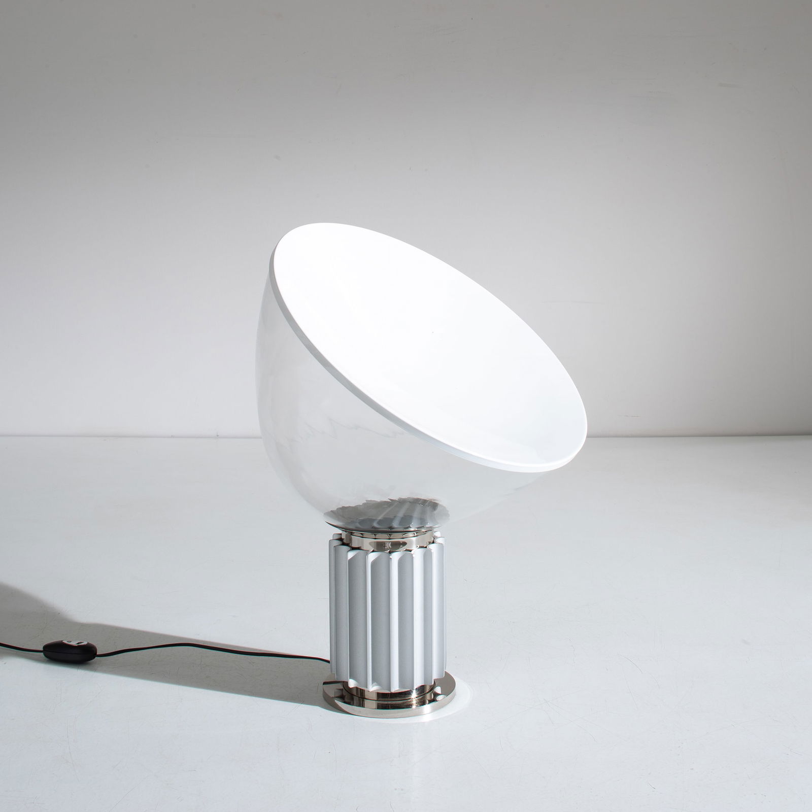 ACHILLE & PIER GIACOMO CASTIGLIONI (1 of 1)