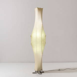 TOBIA SCARPA: Lampada da terra mod. Fantasma. Metallo Cocoon. Produzione Flos, anni '70. Marchio della manifattura. Altezza cm 185ca. A FLOOR LAMP BY FLOS Domus 411, febbraio 1964, p. d/191 , G. Gramigna, Repertori