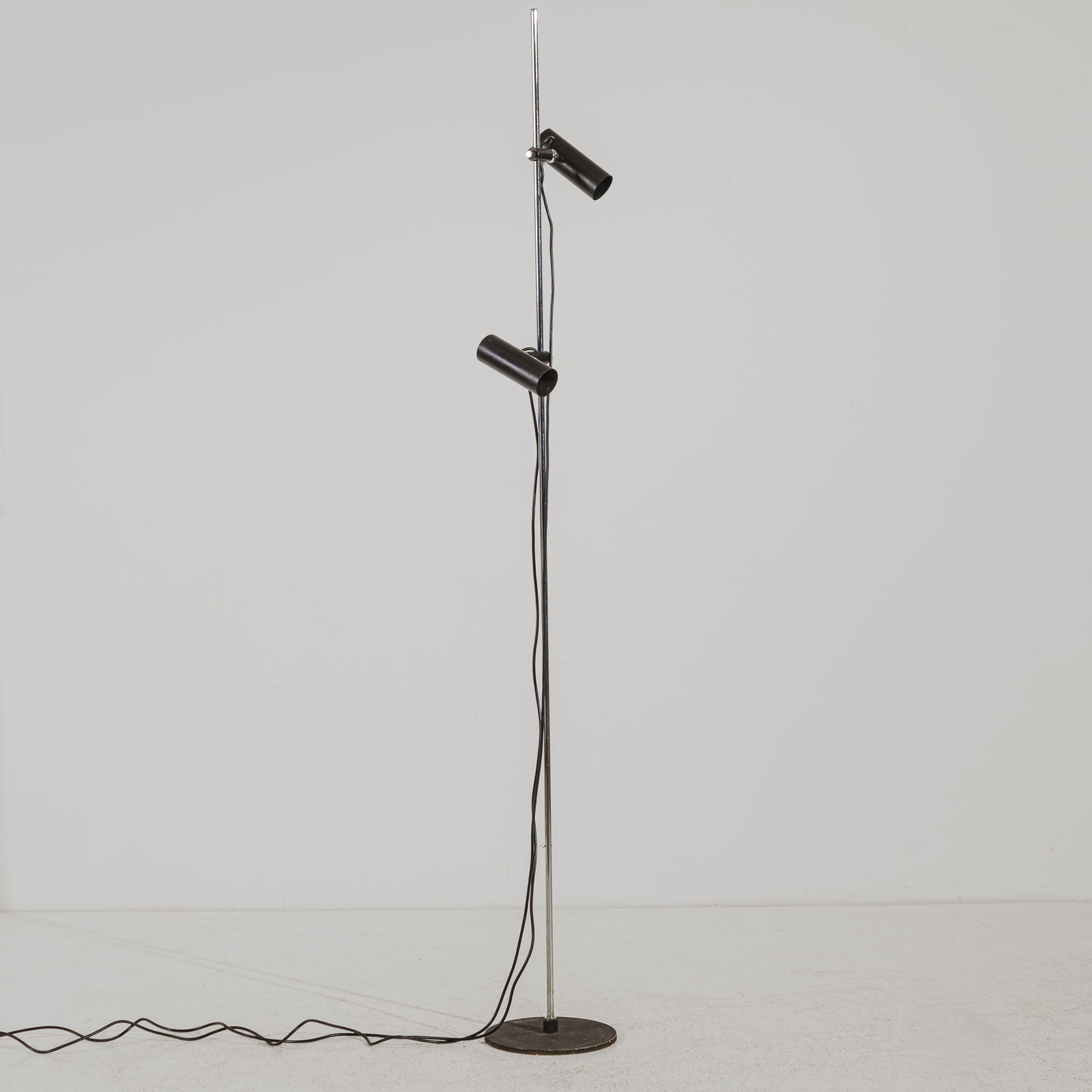 GINO SARFATTI (1 of 2)