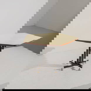 IGNAZIO GARDELLA : Tavolo. Ottone, metallo verniciato, legno lamellare, formica. Italia anni '70 cm 79x129x124 TABLE BY I. GARDELLA Buone condizioni generali. piccole righe, leggeri graffi e normali segni di usura dovut