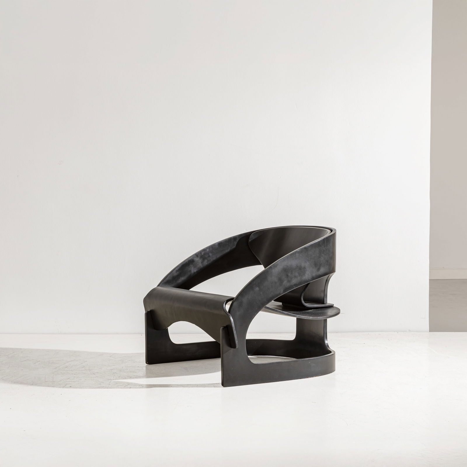 JOE COLOMBO (1 of 4)