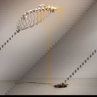 ANGELO LELII (ATTRIB. A): Lampada da terra. Ghisa verniciata, ottone. Produzione Arredoluce anni '50. cm 223x75 A FLOOR LAMP ATTRIBUTED TO A. LELII Buone condizioni generali. Piccole righe, leggeri graffi, normali segni di usu