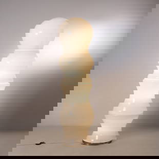 CARLO NASON (ATTRIB. A): Lampada da terra. Metallo satinato, vetro opalino. Produzione A. V. Mazzega anni '70. cm 145x40 A FLOOR LAMP ATTRIBUTED TO C. NASON Buone condizioni generali. Piccole righe, leggeri graffi e normali s