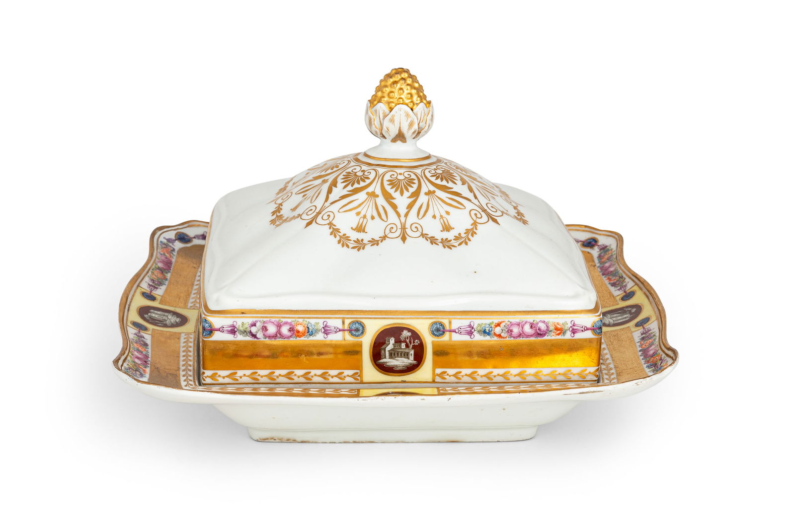 PIATTO CON COPERCHIO IN PORCELLANA DEL SERVIZIO DI (1 of 4)