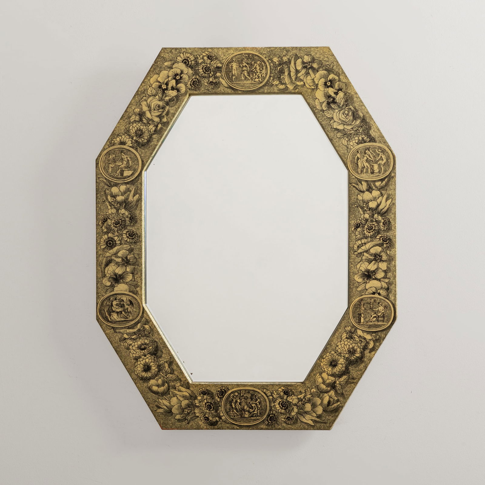 PIERO FORNASETTI (1 of 4)