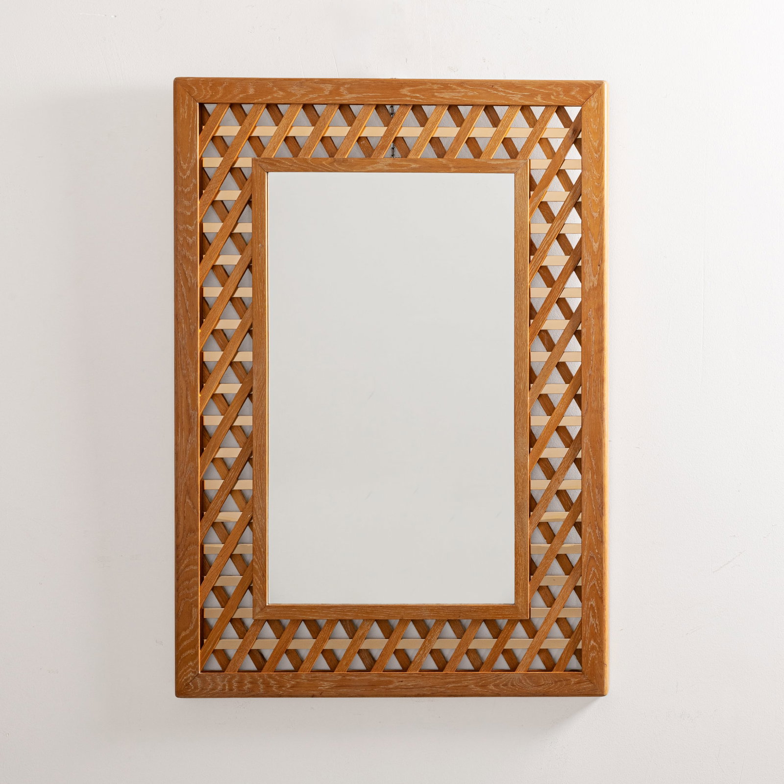 MANIFATTURA ITALIANA: Specchiera. Legno massello cereusé, metallo cromato. Italia anni '90. cm 118x84cm AN ITALIAN WALL MIRROR Condizioni molto buone. Piccole righe, segni d' usura. Lieve ossidazione, trascurabili