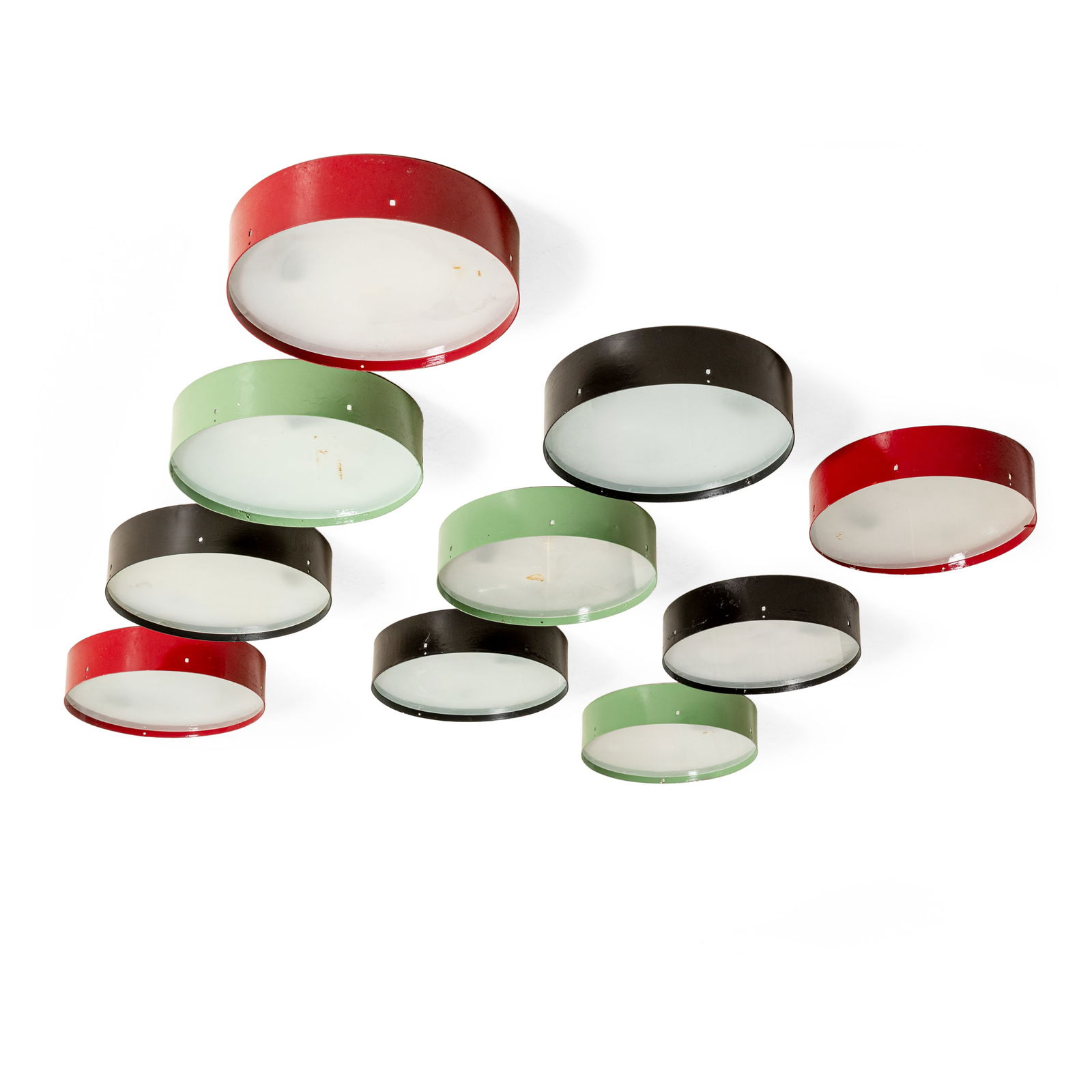 STILNOVO: Dieci plafoniere. Metallo verniciato, vetro satinato. Italia fine anni '50, decalcomania del produttore su alcune, cm 7x30 TEN CEILING LAMPS BY STILNOVO Condizioni buone. Righe, segni di usura. lieve