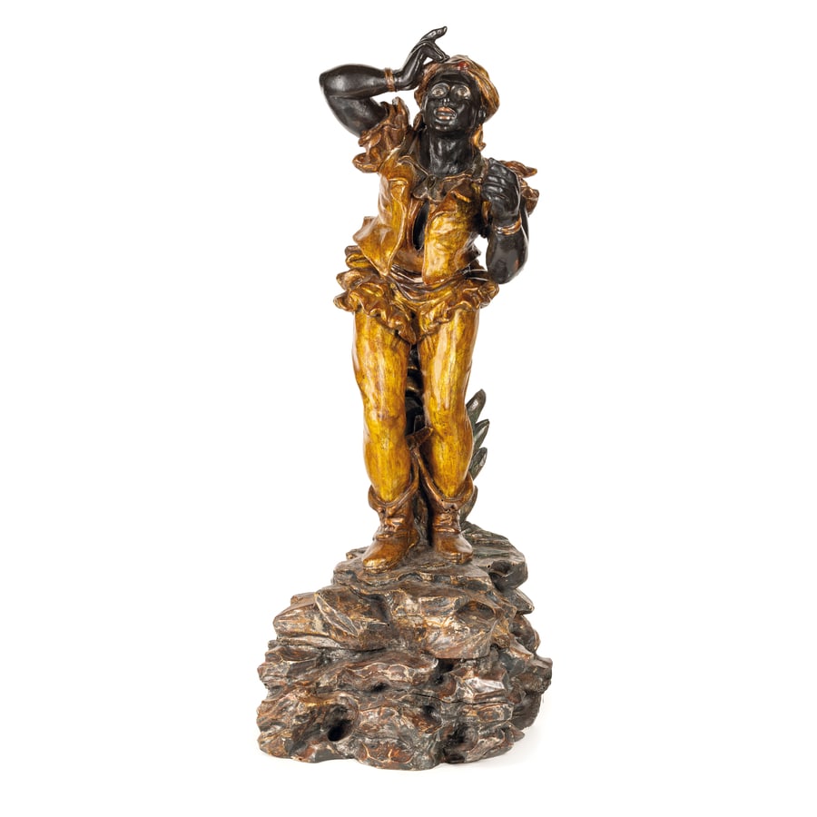 COPPIA DI GRUPPI IN LEGNO DORATO E LACCATO, VENEZIA,: XVIII SECOLO raffiguranti servitori mori abbigliati con marsine e turbante, poggiano su basi in fora di roccia in legno argentato; difetti, restauri, minori perdite e mancanze nella decorazione pittor