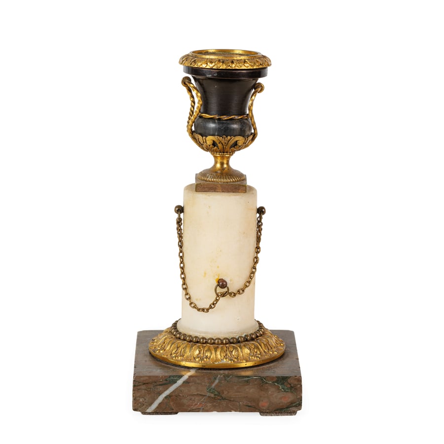 COPPIA DI CANDELIERI IN BRONZO DORATO E MARMI DIVERSI, (1 of 2)