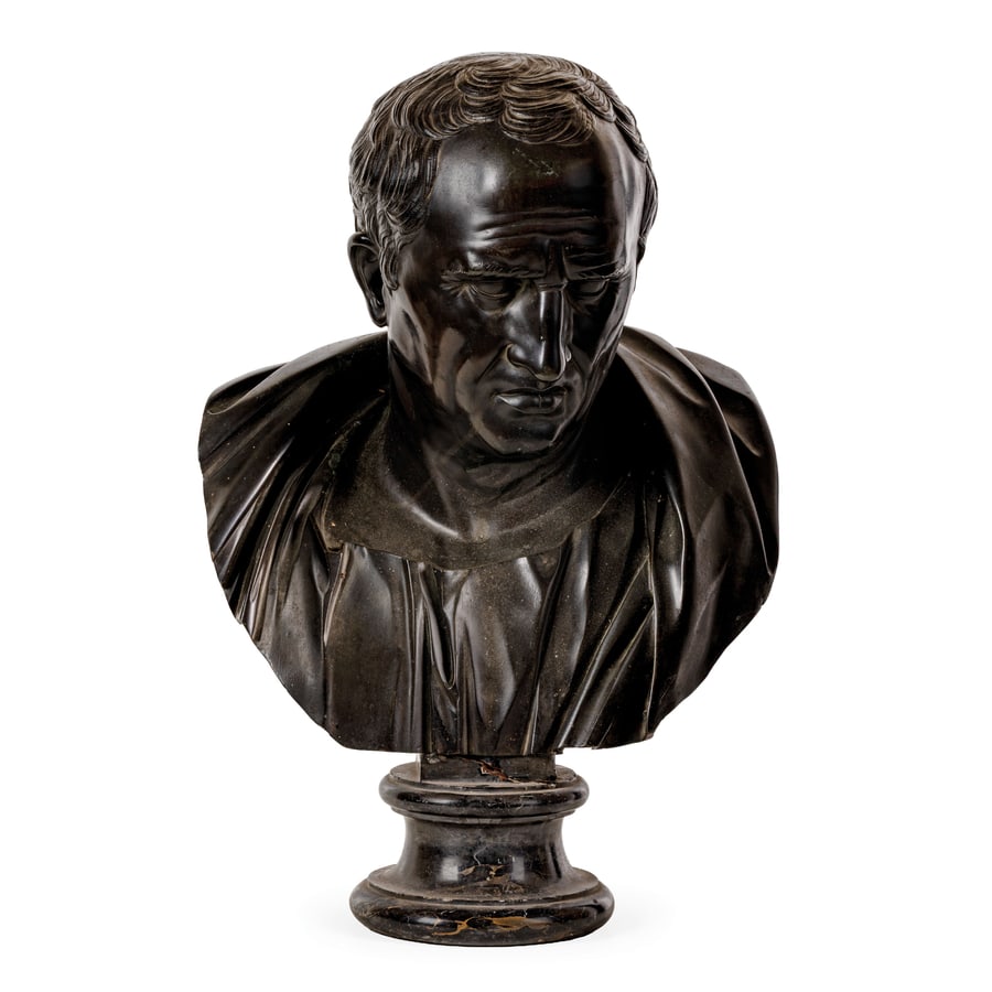 FIGURA IN BRONZO PATINATO, XIX SECOLO: busto di Platone, base a plinto circolare in marmo; difetti di fusione, graffi e minori ammaccature, marmo con sbeccature ed alcune mancanze Cm 52X44X31 Alt. totale cm 64 A PATINATED BRONZE FIGURE, 19