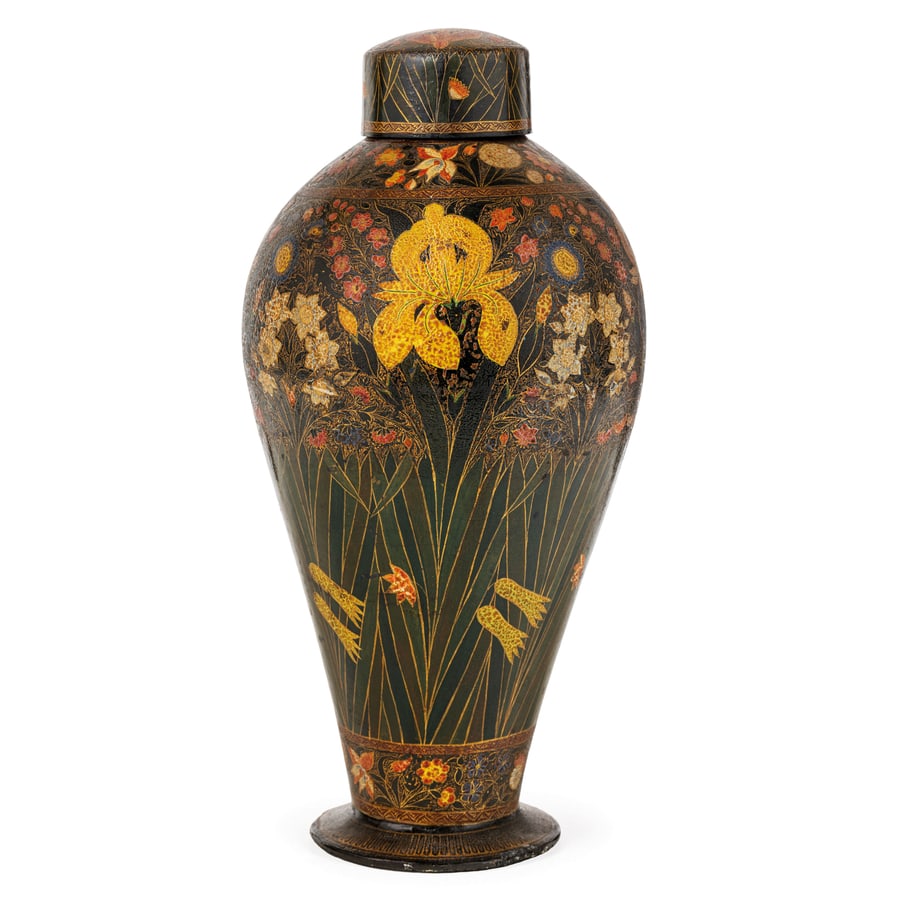 COPPIA DI VASI CON COPERCHIO IN PAPIER-MACHÈ, XIX (1 of 2)