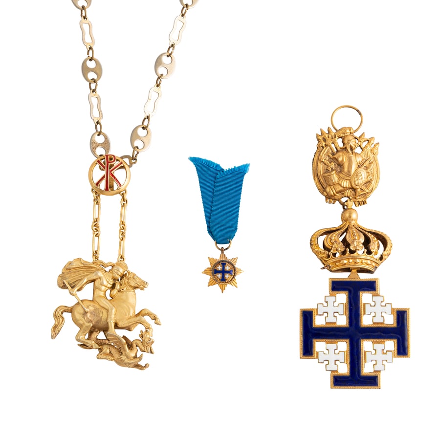 ORDINI E DECORAZIONI. INSIEME DI TRE DECORAZIONI NON: UFFICIALI Provenienza: Giuseppe Nascia, Milano.