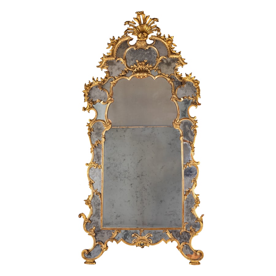 GRANDE SPECCHIERA IN LEGNO INTAGLIATO E DORATO, (1 of 2)