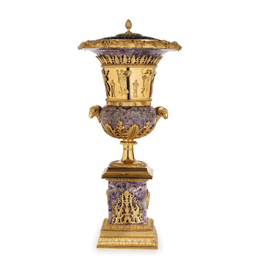 COPPIA DI GRANDI VASI DECORATIVI IN BRONZO DORATO E (1 of 3)