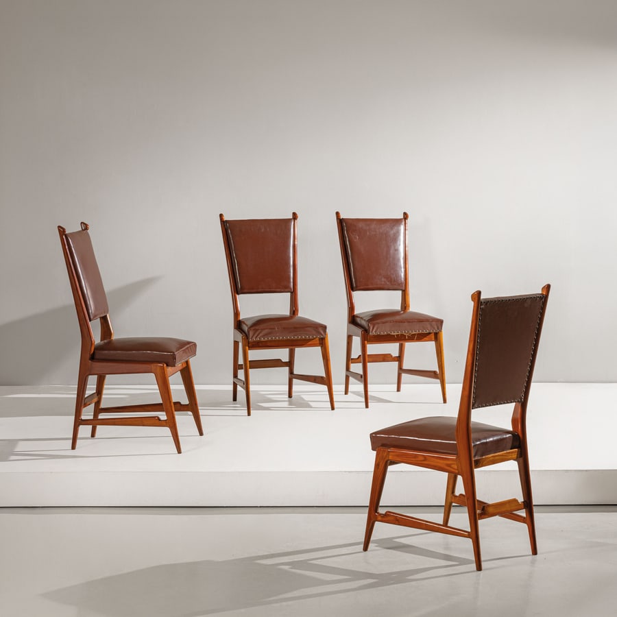 GIO PONTI (ATTRIB. A): Quattro sedie. Legno di ciliegio, pelle imbottita. Italia anni '50. cm 102x46x55 FOUR CHAIRS ATTRIBUTED TO G. PONTI
