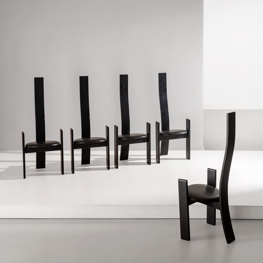 VICO MAGISTRETTI: Cinque sedie mod. Golem SD51. Legno laccato, vinilpelle imbottita. Produzione Poggi 1969 ca. cm 126x50x56 FIVE CHAIRS BY V. MAGISTRETTI E. Ambasz, Italy: The New Domestic Landscape, The Museum of Mode