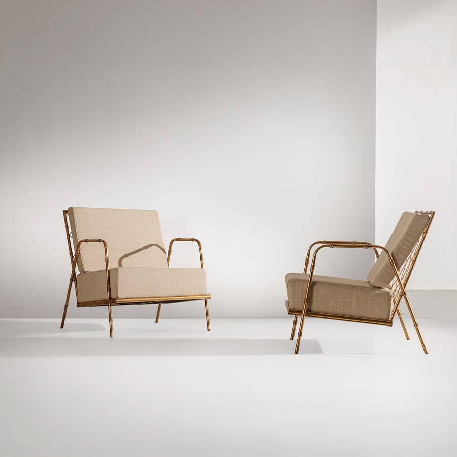 MANIFATTURA FRANCESE: Coppia di poltrone. Metallo dorato, tessuto imbottito. Francia anni '70. cm 75x67x80 A PAIR OF FRENCH ARMCHAIRS Buone condizioni generali. Piccole righe, leggeri graffi, normali segni dovuti all'uso q