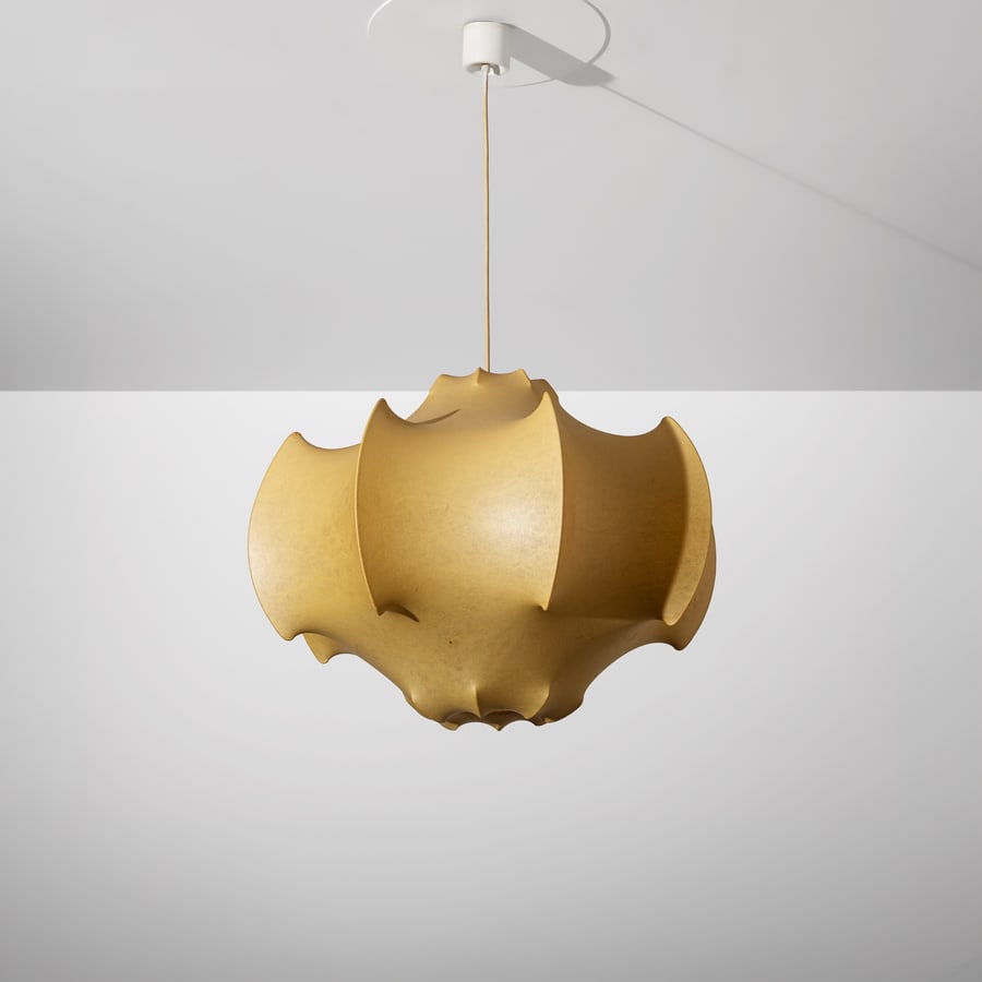 ACHILLE & PIER GIACOMO CASTIGLIONI: Lampada a sospensione mod. Viscontea. Metallo, cocoon. Produzione Flos, anni '60. cm 100x70x70 A CEILING LAMP BY A. & P. CASTIGLIONI G. Gramigna, Repertorio del design Italiano 1950 ; 2000, p. 84,
