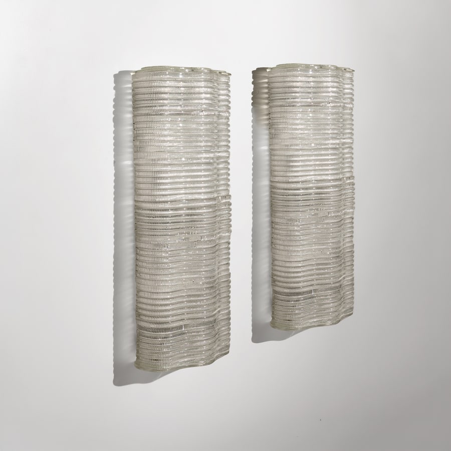 CARLO SCARPA: Coppia di plafoniere. Metallo verniciato, vetro cordonato lavorato a caldo. Produzione Venini anni '30. cm 72x32x14 ca A PAIR OF WALL LIGHTS BYC. SCARPAI M. Barovier, C. Sonego, Venini luce 1921 ;