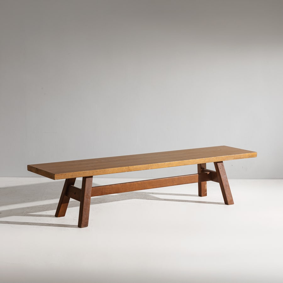 GIOVANNI MICHELUCCI: Panca. Legni vari. Produzione Poltronova anni '60. Firma a fuoco. cm 41x184x40 circa A BENCH BY G. MICHELUCCI Discrete condizioni generali. Righe, graffi, marcati segni di usura. Mancanze visibili in 